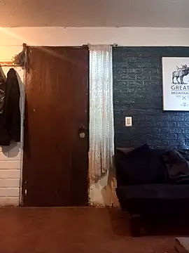 Bizcochitoc4 online show from December 3, 11:20 am