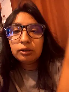 Bizcochitoc4 online show from December 4, 2:16 pm