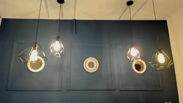 Skyy bloom online show from December 5, 12:48 pm