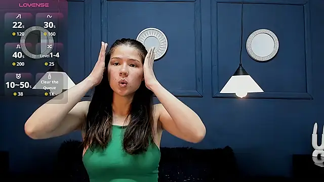 Skyy bloom online show from December 15, 12:55 pm