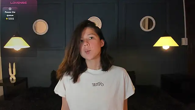 Skyy bloom online show from March 11, 1:38 pm