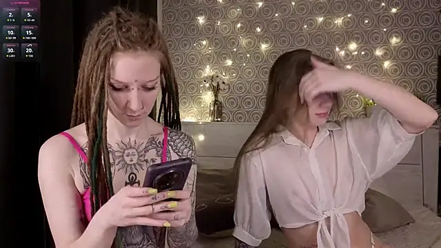 BobbieNibbe online show from February 16, 1:15 am