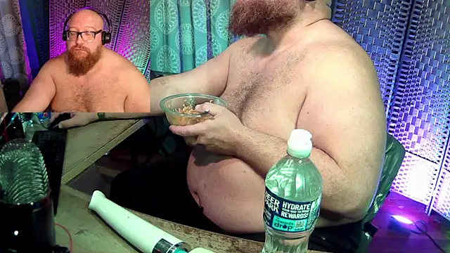 BigBearforCuddles online show from March 9, 10:24 pm