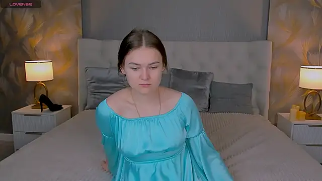 Snapshot of GLORIA_BLOOM chatting on November 30, 8:42 pm GLORIA BLOOM online show from November 30, 8:42 pm