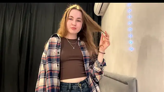 PrettyGhost online show from November 25, 3:12 pm