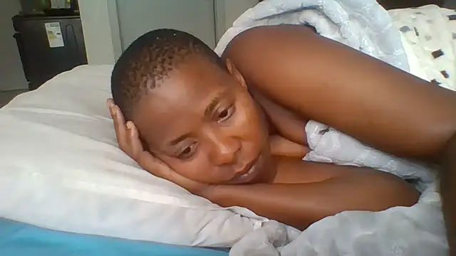 SexyCurves9 online show from March 31, 7:54 am