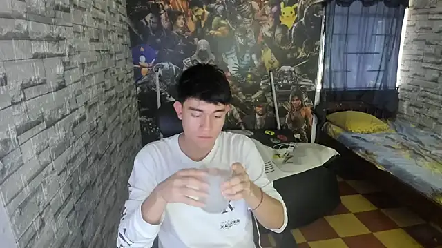 jay orange online show from January 13, 7:40 pm