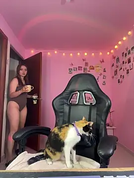 Davne  online show from March 12, 9:08 pm