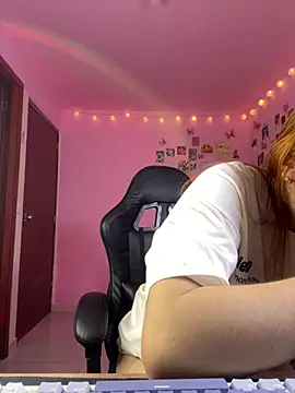 Davne  online show from March 20, 9:38 pm