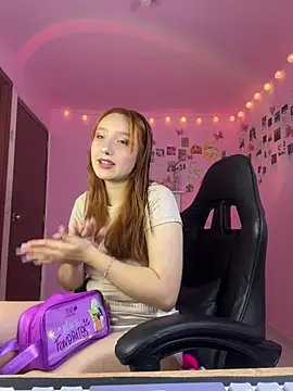 Davne  online show from March 18, 9:15 pm