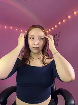Davne  online show from May 13, 11:01 pm