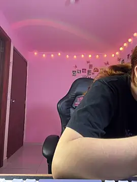 Davne  online show from March 17, 9:29 pm