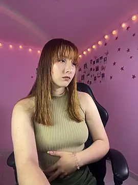 Snapshot of Davne_ chatting on June 25, 11:54 pm Davne online show from June 25, 11:54 pm