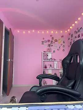 Davne  online show from March 1, 9:26 pm