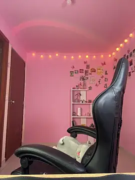 Davne  online show from March 23, 10:42 pm