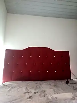 alisson indraa online show from April 10, 5:47 am