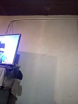 Snapshot of Chatboy5556 chatting on December 17, 6:24 pm Chatboy5556 online show from December 17, 6:24 pm