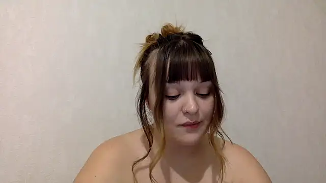 Snapshot of Blue-Coxy chatting on July 12, 1:23 pm Blue-Coxy online show from July 12, 1:23 pm