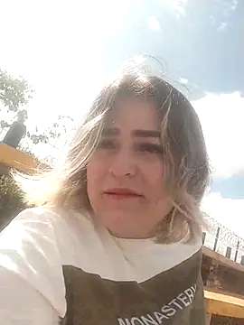 sexy aurora ourdoors online show from November 26, 2:50 pm