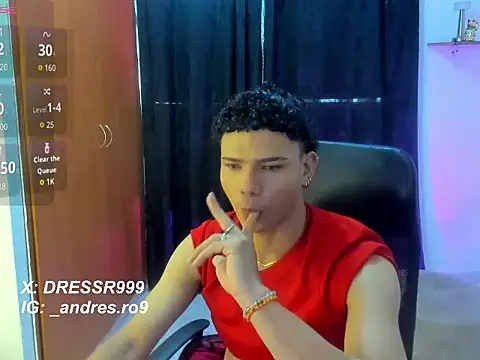 Snapshot of secret_justin7 chatting on December 20, 3:26 pm secret justin7 online show from December 20, 3:26 pm