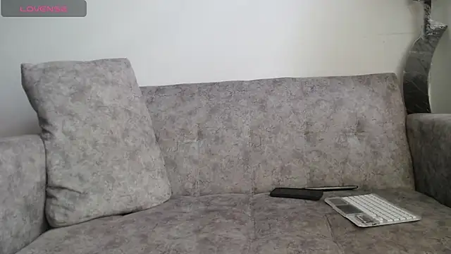 soyleonardo1 online show from May 24, 5:24 pm
