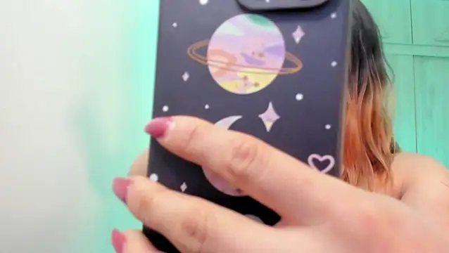 MaddieHunter online show from April 13, 3:16 pm