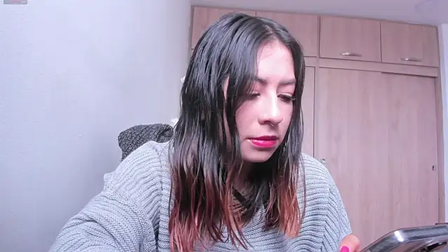 MaddieHunter online show from July 22, 3:14 pm