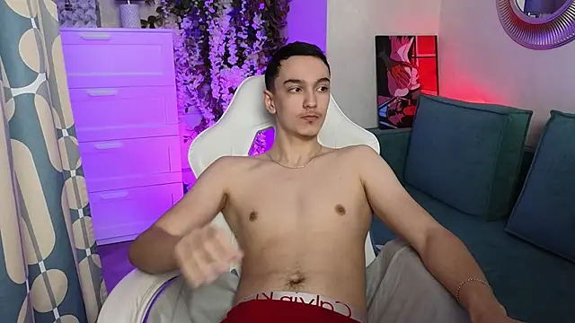 MoonlinSkinn online show from February 27, 1:06 am