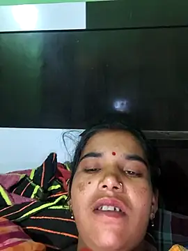 Uma sain online show from April 10, 10:17 pm