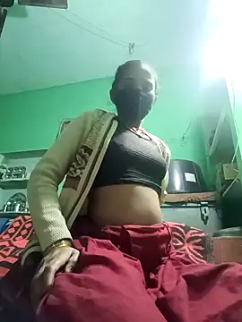 Snapshot of Uma_sain chatting on February 6, 3:52 pm Uma sain online show from February 6, 3:52 pm