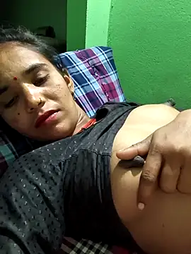 Uma sain online show from April 5, 10:49 pm