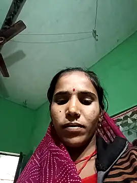 Snapshot of Uma_sain chatting on February 2, 12:04 pm Uma sain online show from February 2, 12:04 pm