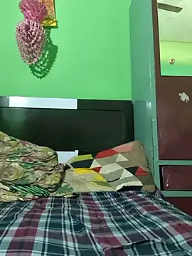 Uma sain online show from April 11, 9:57 am