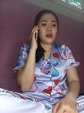 Snapshot of Lin-kute98 chatting on January 8, 3:34 am Lin-kute98 online show from January 8, 3:34 am