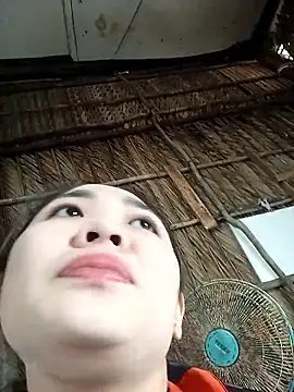 Snapshot of Lin-kute98 chatting on January 11, 2:18 am Lin-kute98 online show from January 11, 2:18 am