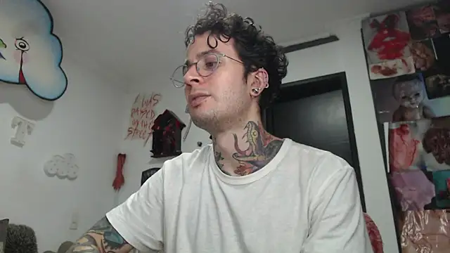 CryBoy13 online show from December 5, 4:22 am