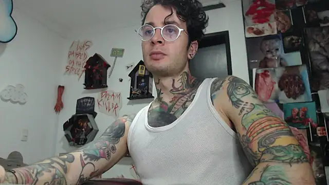 CryBoy13 online show from December 1, 3:51 am