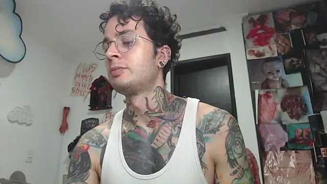 CryBoy13 online show from January 10, 5:47 am