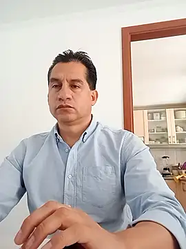 Snapshot of ChrisFloresP chatting on December 1, 5:03 pm ChrisFloresP online show from December 1, 5:03 pm