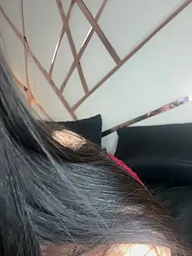 Celeste Valencia  online show from February 26, 5:18 am