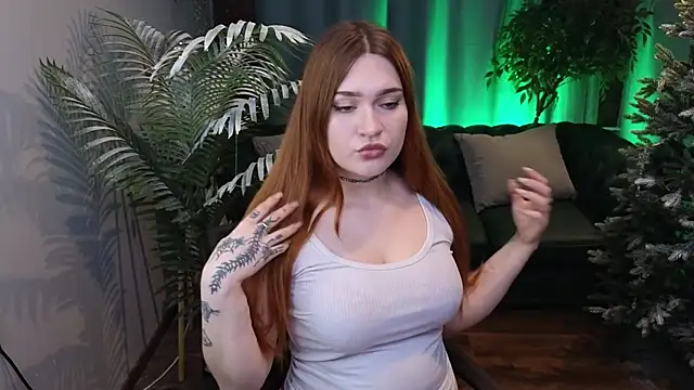 LucyLuice online show from November 27, 7:20 am