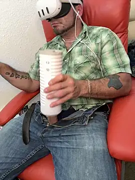 2addictivelyhorny online show from March 10, 2:32 pm