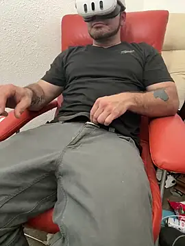 2addictivelyhorny online show from February 18, 11:12 pm