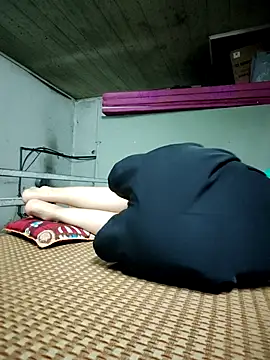 LianLaz online show from February 26, 12:38 pm