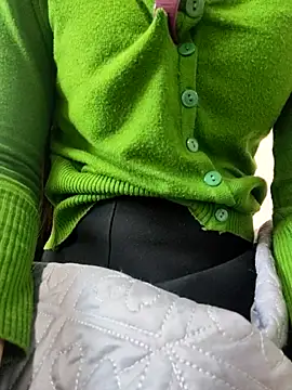 LianLaz online show from November 24, 8:14 am