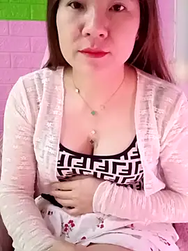 Lily-ross22 online show from February 13, 3:17 am