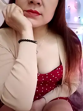 Lily-ross22 online show from March 11, 5:12 am