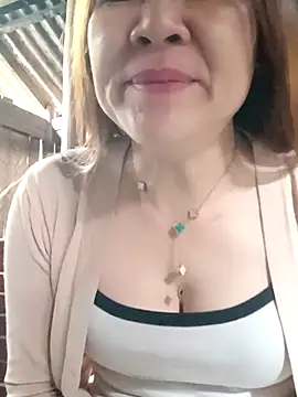 Lily-ross22 online show from January 11, 3:46 am