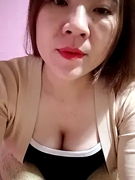 Lily-ross22 online show from December 17, 4:23 pm