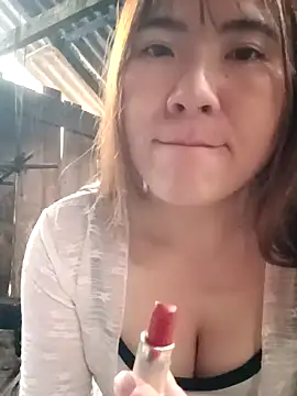 Lily-ross22 online show from December 4, 4:44 am